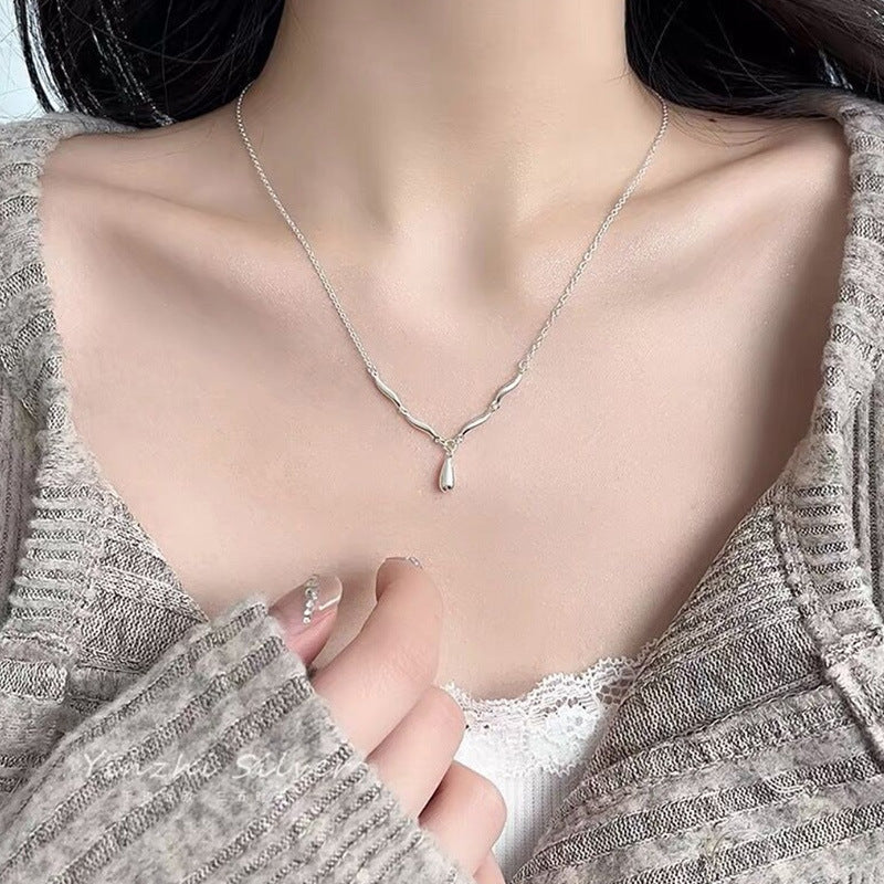 Women's Water Drop Curved Copper Necklace