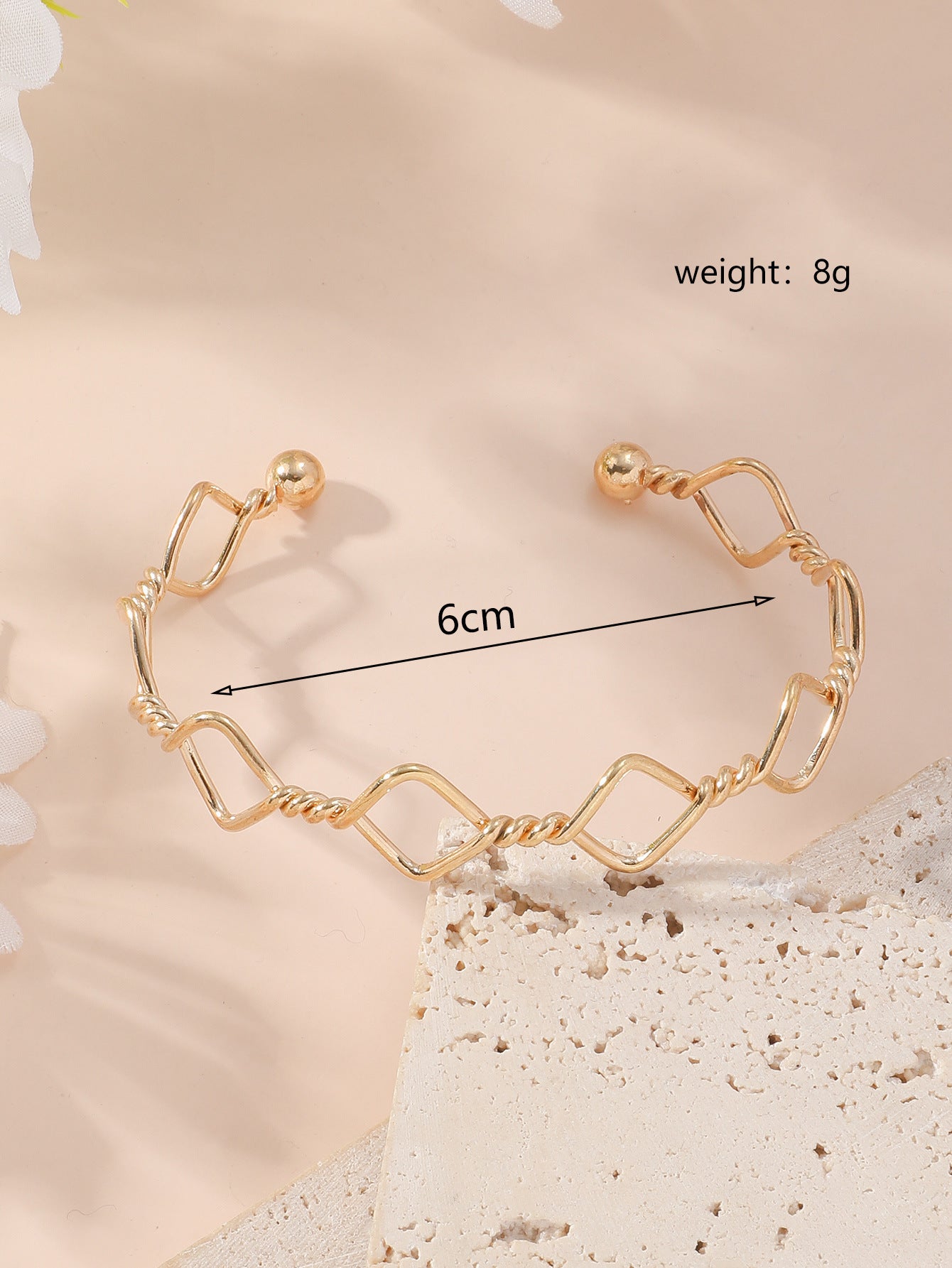 Metal Twist Geometric Knot Winding Hollow Open-end High-grade Light Luxury Personality Fashion Ladies' Bracelet